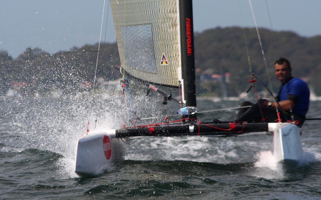 Darren Bundock heads for the finish line ©  SW